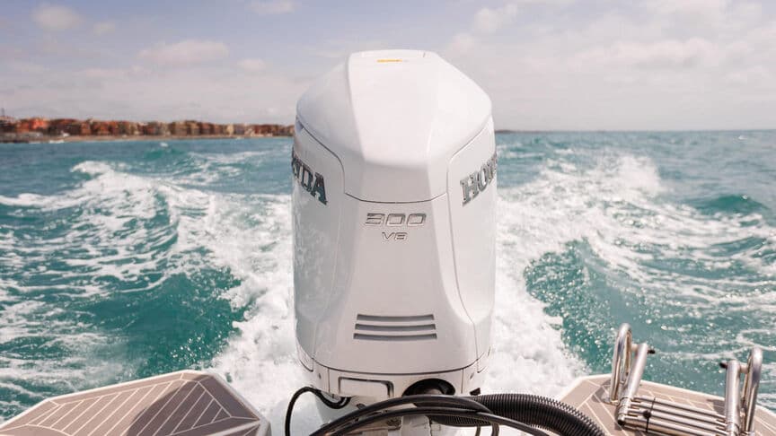 HONDA BF300 300 HP Dıştan Takma Deniz Motoru - Görsel 2