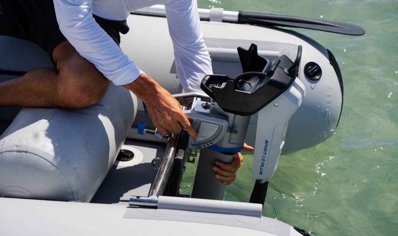 ePropulsion Spirit 1.0 Serisi Elektrikli Dıştan Takma Motor - Görsel 4