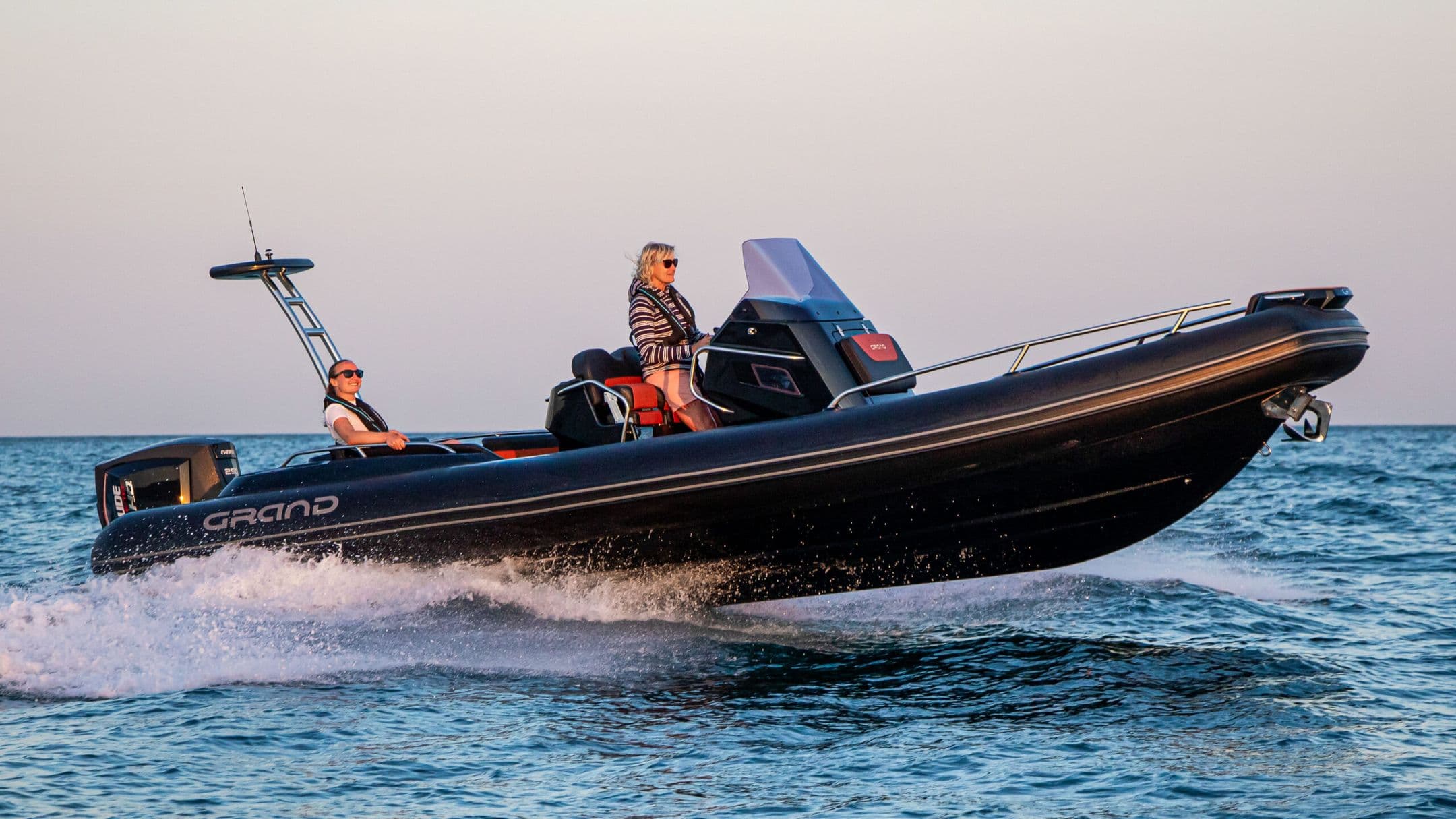 Grand Golden Line 750