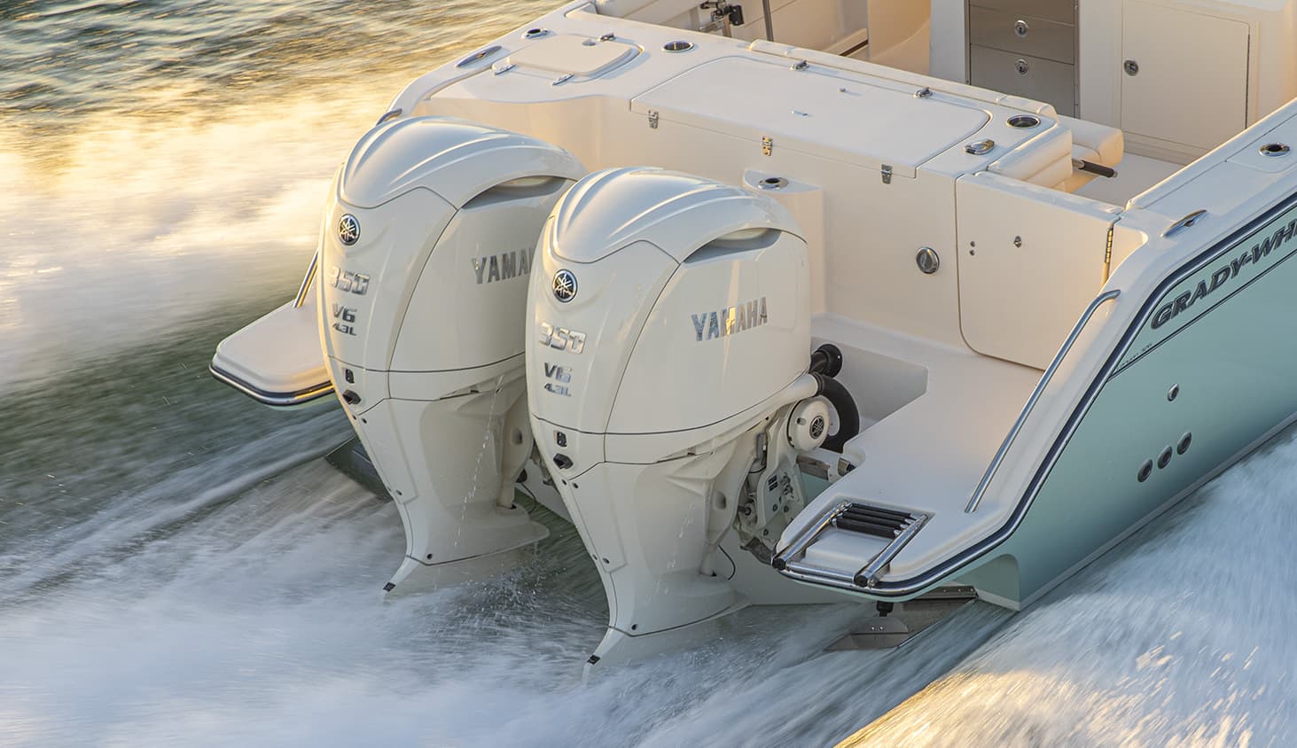 Yamaha Yamaha 350 HP Dıştan Takma Deniz Motoru